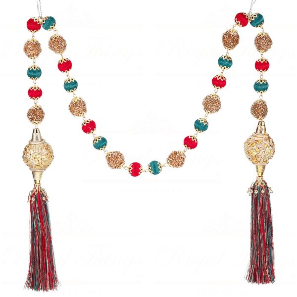 L 36562 Goodwill Christmas Ornaments Yarn Ball Beaded Tassel Garland Green Red Gold