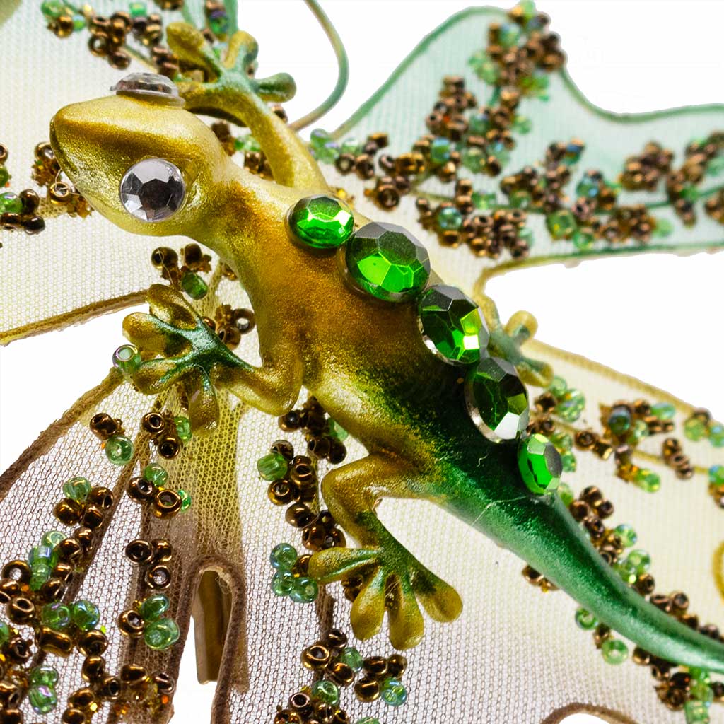 MO 95240MO 95240 goodwill christmas ornaments lizard on leaf on clip green gold closeup Mo 95240mo 95240 Goodwill Christmas Ornaments Lizard On Leaf On Clip Green Gold Closeup