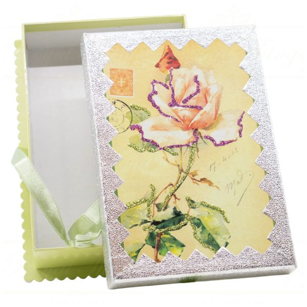 Kc 18 80975 Katherine S Collection Christmas Decorative Items Vintage Rose Card Foil Candybox Cream Pink Green Silver Open